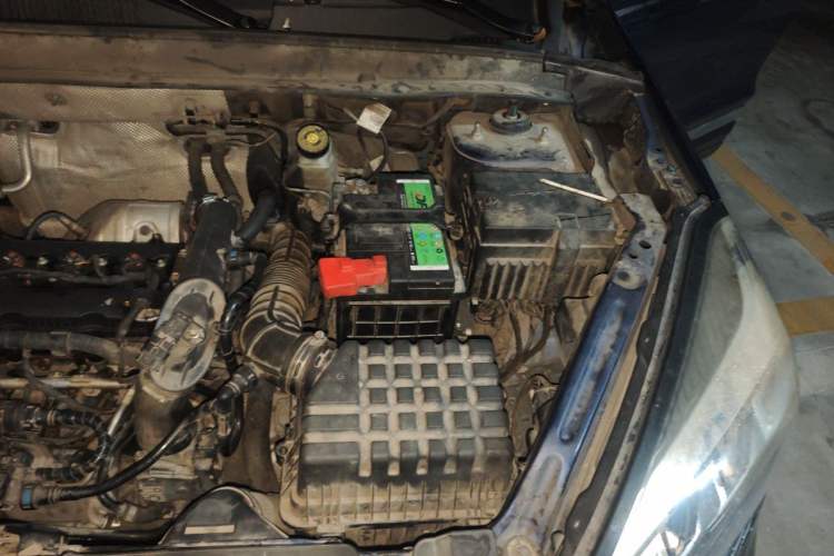 Used Chery Tiggo 8 2019 1.5 TCI Automatic Elite Model Engine Bay Left