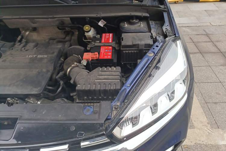 Used Chery Tiggo 8 2019 1.6 TGDI Automatic Elite Model Engine Bay Left