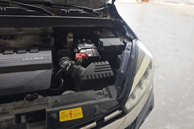 Used Chery Tiggo 8 2019 1.6 TGDI Automatic Elite Model Engine Bay Left