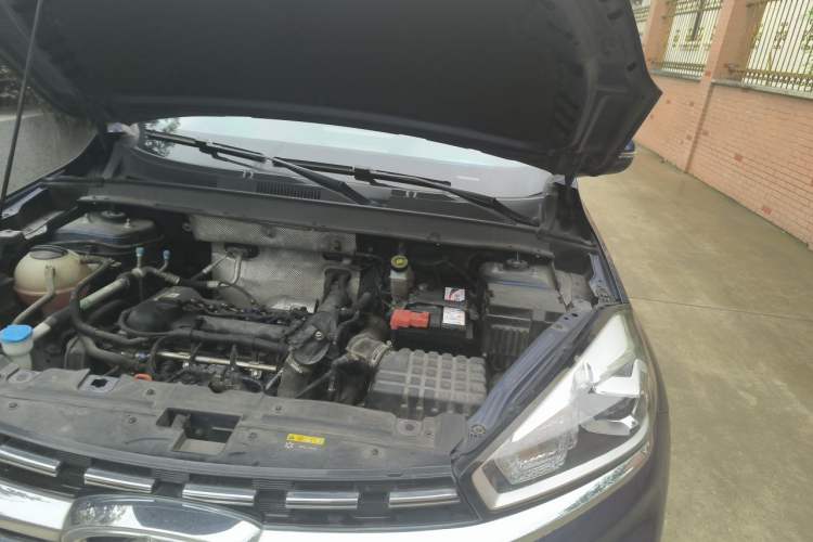 Used Chery Tiggo 8 2019 1.5 TCI Manual Fashion Edition Engine Bay Left