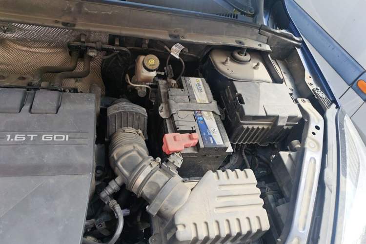 Used Chery Tiggo 8 2019 1.6 TGDI Automatic Elite Model Engine Bay Left
