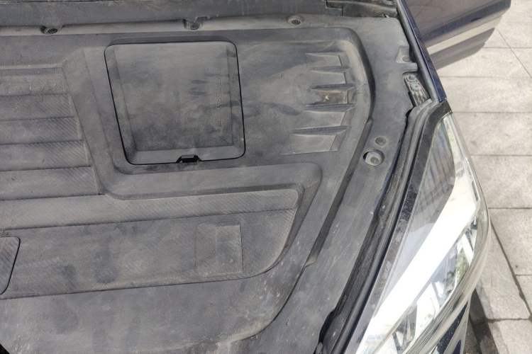 Used Chery Tiggo 8 2019 1.6 TGDI Automatic Luxury Model Engine Bay Left