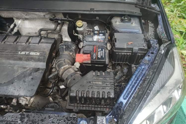 Used Chery Tiggo 8 2019 1.6 TGDI Automatic Elite Model Engine Bay Left