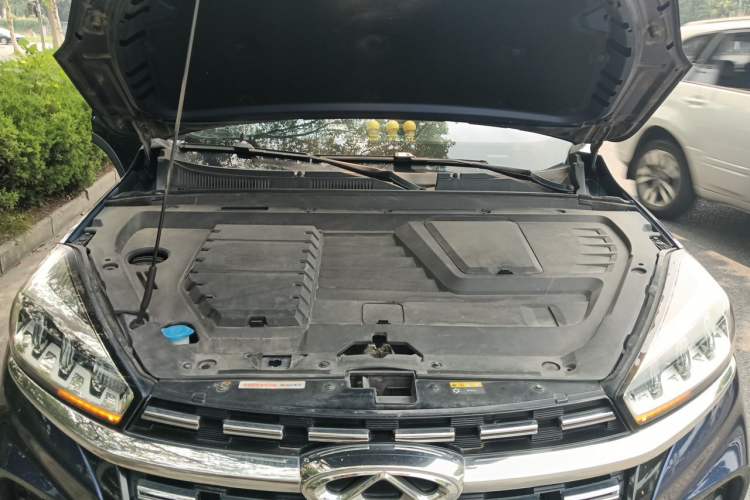 Used Chery Tiggo 8 2019 1.6 TGDI Automatic Luxury Model Engine Bay