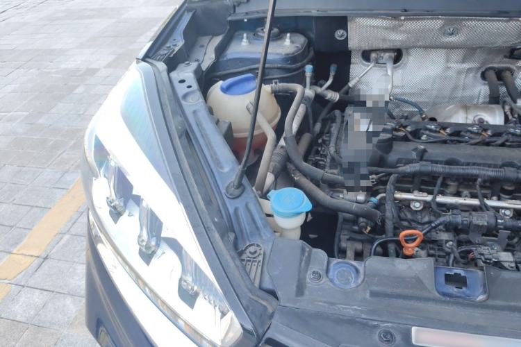 Used Chery Tiggo 8 2019 1.5 TCI Automatic Elite Model Engine Bay Right