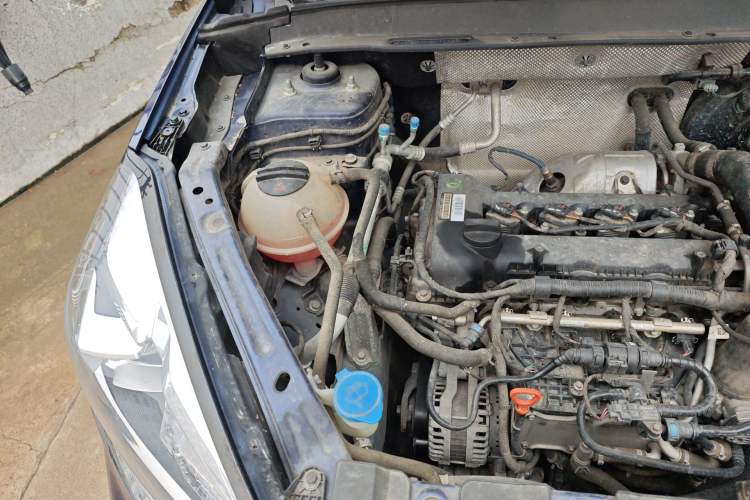 Used Chery Tiggo 8 2019 1.5 TCI Manual Fashion Edition Engine Bay Right