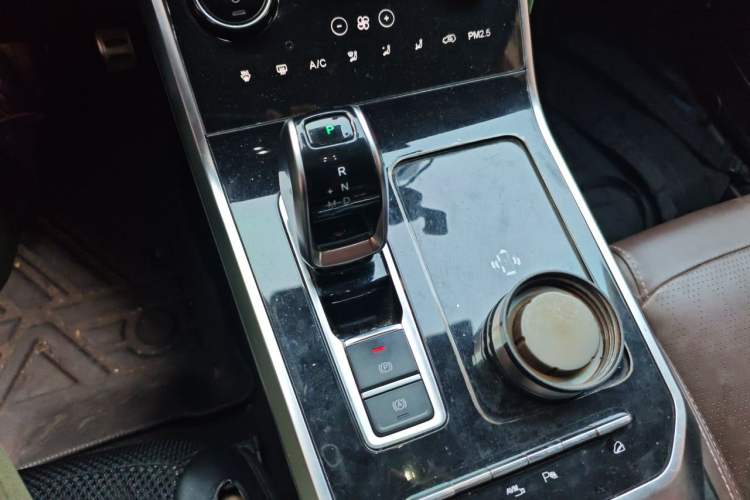 Used Chery Tiggo 8 2019 1.6 TGDI Automatic Prestige Model Gear Lever