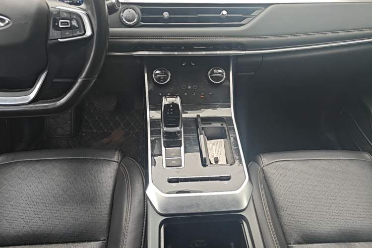 Used Chery Tiggo 8 2019 1.6 TGDI Automatic Elite Model Gear Lever