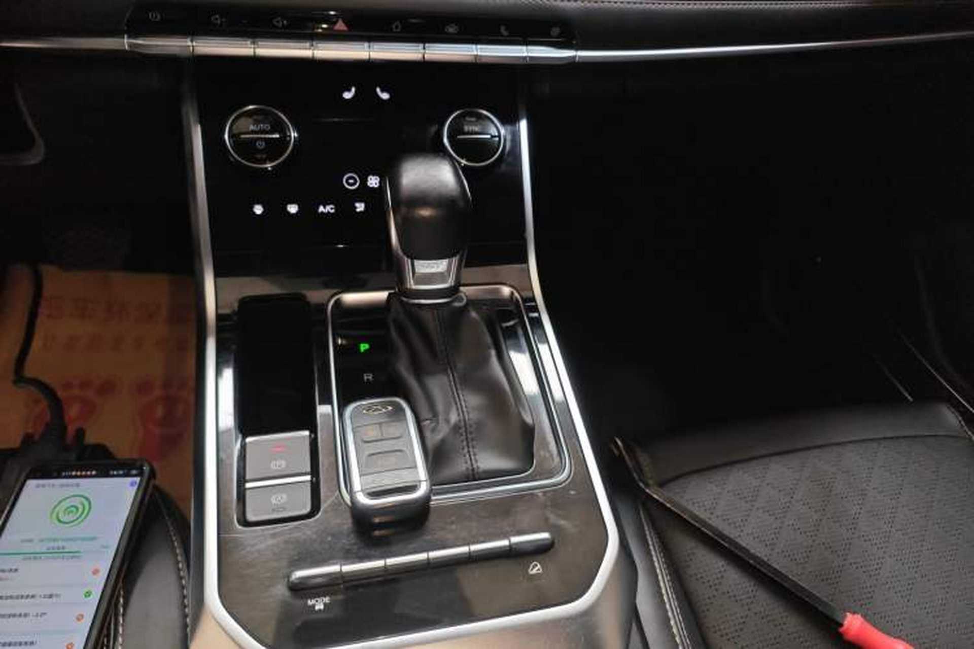 Used Chery Tiggo 8 2019 1.5 TCI Automatic Elite Model Gear Lever
