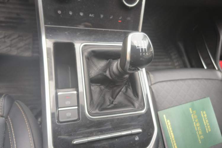 Used Chery Tiggo 8 2019 1.5 TCI Manual Fashion Edition Gear Lever