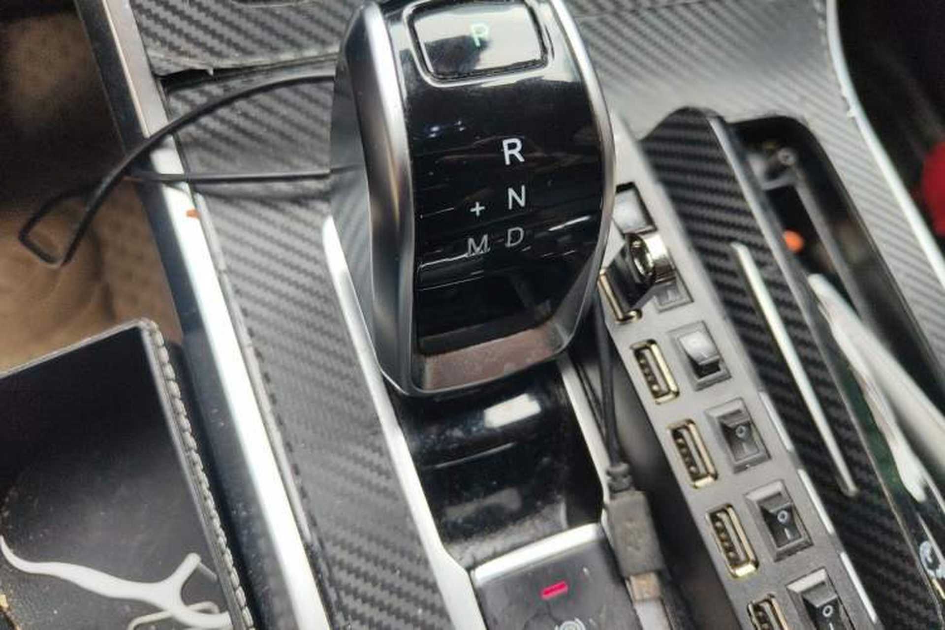 Used Chery Tiggo 8 2019 1.6 TGDI Automatic Luxury Model Gear Lever