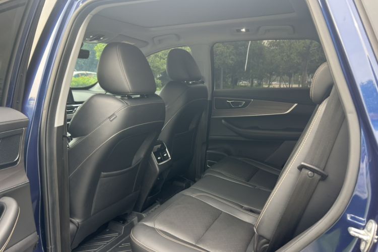 Used Chery Tiggo 8 2019 1.6 TGDI Automatic Luxury Model Interior 3