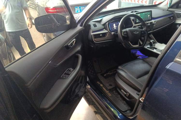 Used Chery Tiggo 8 2019 1.6 TGDI Automatic Luxury Model Interior 3