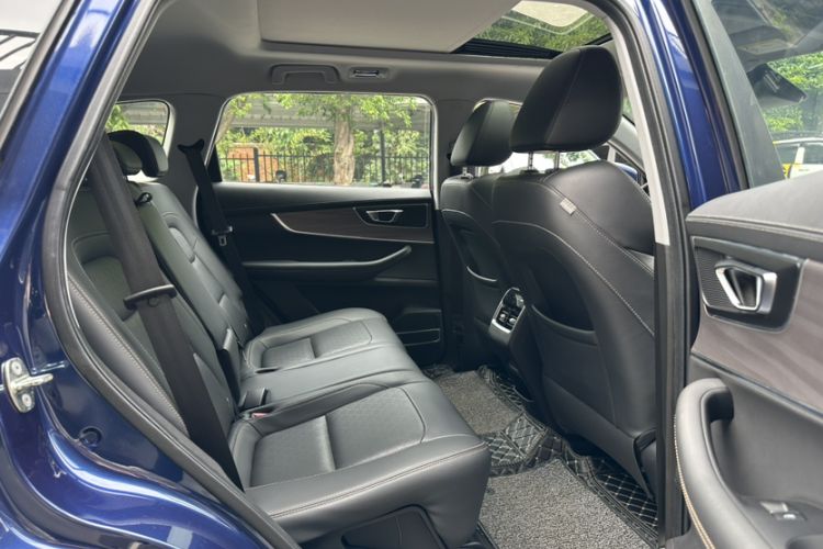 Used Chery Tiggo 8 2019 1.6 TGDI Automatic Luxury Model Interior 3