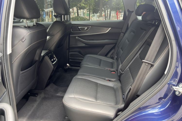 Used Chery Tiggo 8 2019 1.6 TGDI Automatic Elite Model Interior 4