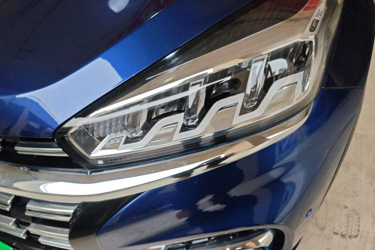 Used Chery Tiggo 8 2019 1.5 TCI Automatic Elite Model Left Front Headlight