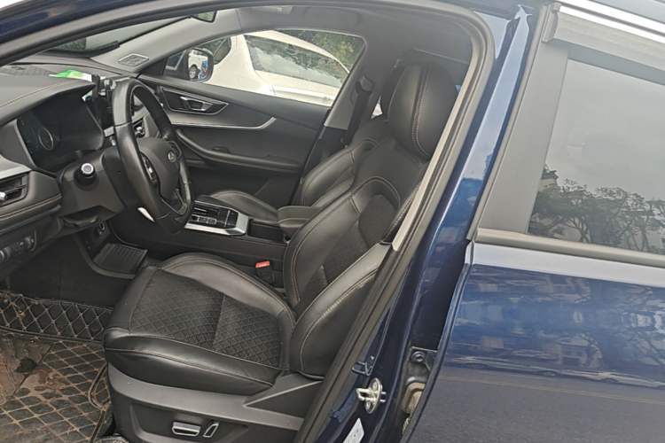 Used Chery Tiggo 8 2019 1.6 TGDI Automatic Elite Model Left Front Seat