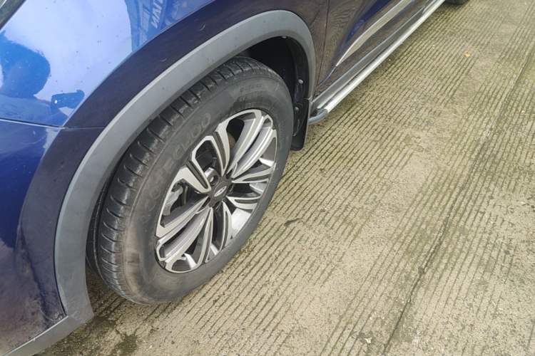 Used Chery Tiggo 8 2019 1.6 TGDI Automatic Luxury Model Left Front Wheel Hub