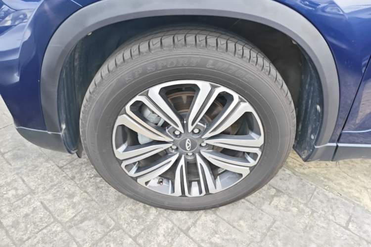Used Chery Tiggo 8 2019 1.6 TGDI Automatic Elite Model Left Front Wheel Hub