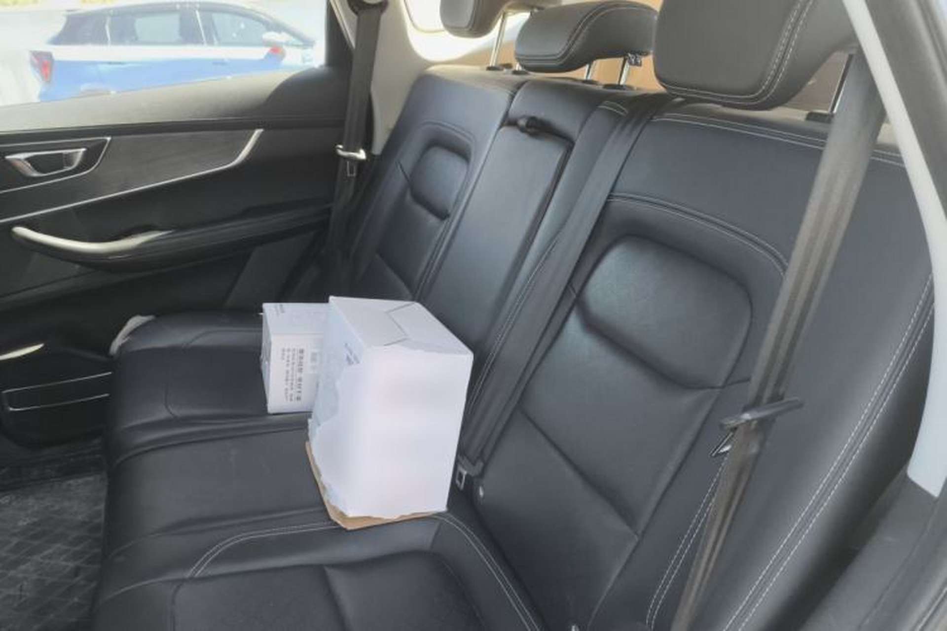 Used Chery Tiggo 8 2019 1.5 TCI Automatic Elite Model Left Rear Seat
