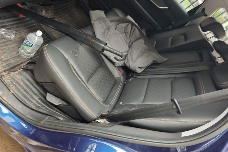 Used Chery Tiggo 8 2019 1.5 TCI Manual Fashion Edition Left Rear Seat