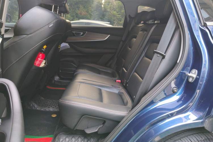 Used Chery Tiggo 8 2019 1.6 TGDI Automatic Luxury Model Left Rear Seat