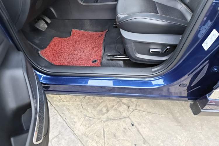 Used Chery Tiggo 8 2019 1.6 TGDI Automatic Elite Model Left Side Sill