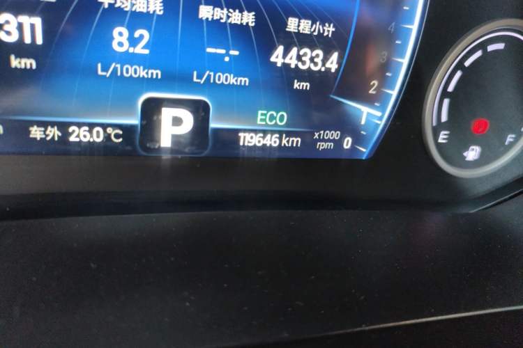 Used Chery Tiggo 8 2019 1.6 TGDI Automatic Elite Model Odometer Close Up