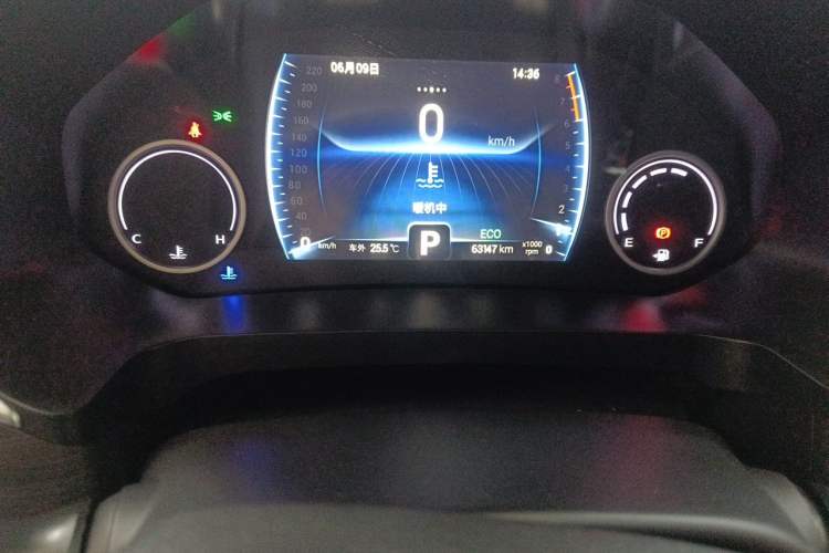 Used Chery Tiggo 8 2019 1.6 TGDI Automatic Luxury Model Odometer Close Up
