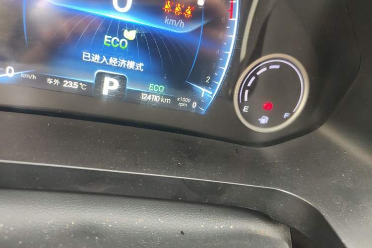 Used Chery Tiggo 8 2019 1.6 TGDI Automatic Luxury Model Odometer Close Up