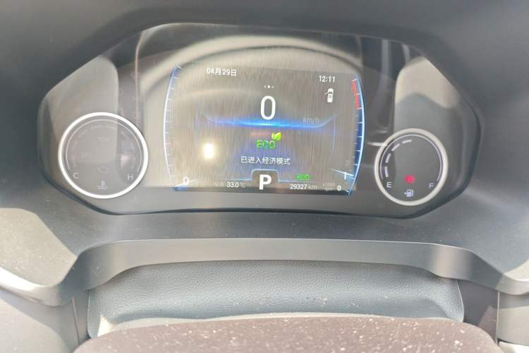 Used Chery Tiggo 8 2019 1.6 TGDI Automatic Elite Model Odometer Close Up