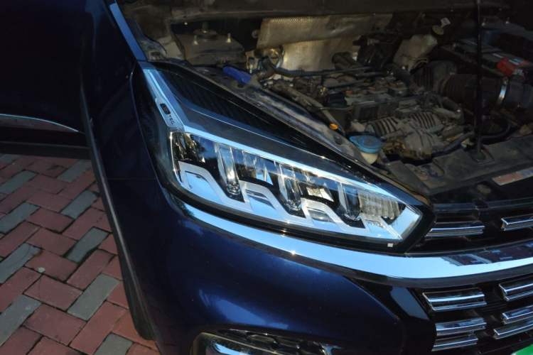 Used Chery Tiggo 8 2019 1.6 TGDI Automatic Prestige Model Right Front Headlight