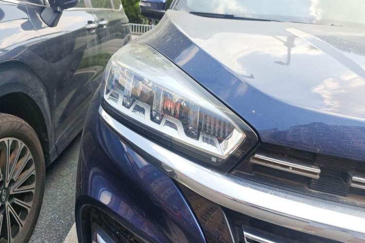 Used Chery Tiggo 8 2019 1.6 TGDI Automatic Elite Model Right Front Headlight