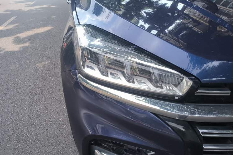 Used Chery Tiggo 8 2019 1.6 TGDI Automatic Luxury Model Right Front Headlight