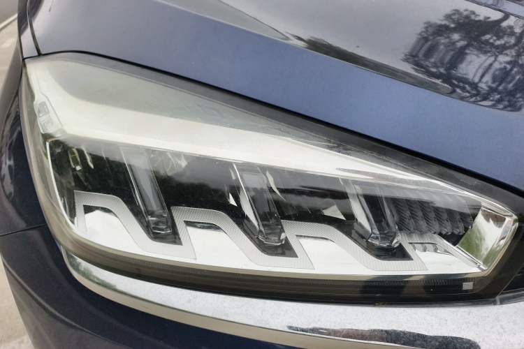 Used Chery Tiggo 8 2019 1.6 TGDI Automatic Luxury Model Right Front Headlight