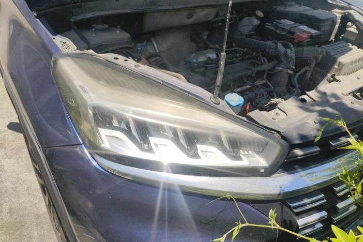 Used Chery Tiggo 8 2019 1.5 TCI Manual Elite Model Right Front Headlight
