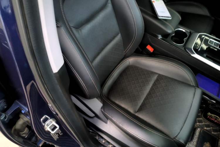 Used Chery Tiggo 8 2019 1.6 TGDI Automatic Luxury Model Right Front Seat