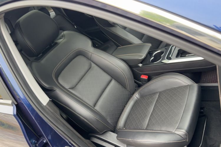 Used Chery Tiggo 8 2019 1.6 TGDI Automatic Elite Model Right Front Seat