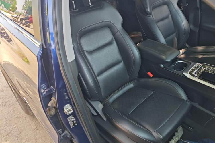 Used Chery Tiggo 8 2019 1.6 TGDI Automatic Luxury Model Right Front Seat