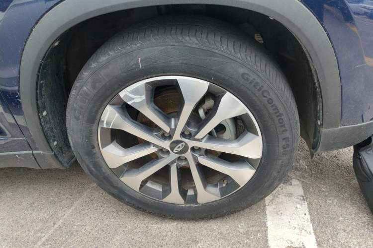 Used Chery Tiggo 8 2019 1.5 TCI Automatic Elite Model Right Front Wheel Hub