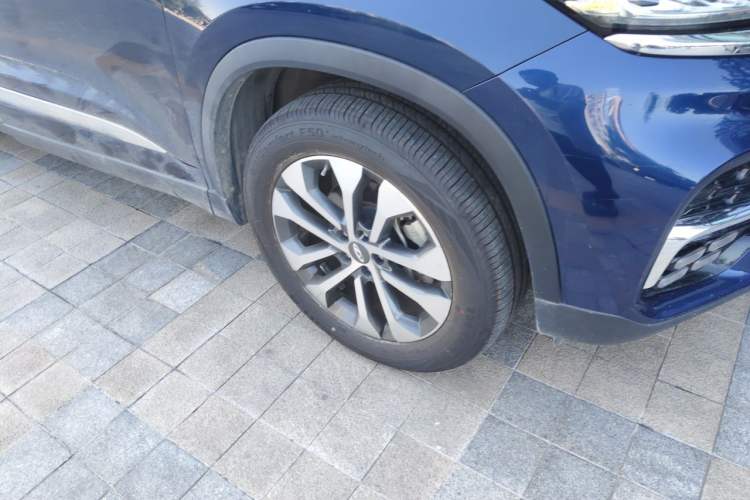 Used Chery Tiggo 8 2019 1.5 TCI Automatic Elite Model Right Front Wheel Hub