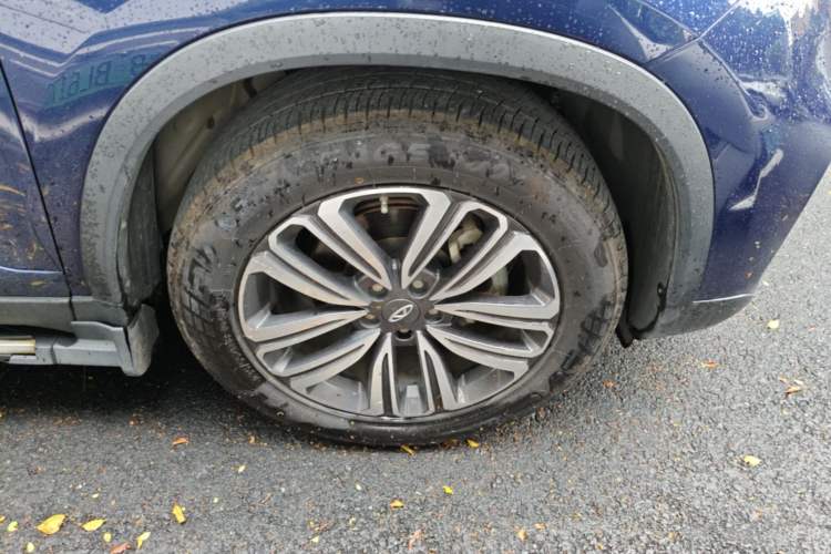Used Chery Tiggo 8 2019 1.6 TGDI Automatic Elite Model Right Front Wheel Hub