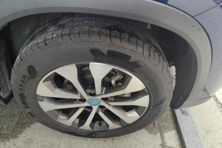 Used Chery Tiggo 8 2019 1.5 TCI Automatic Fashion Model Right Front Wheel Hub