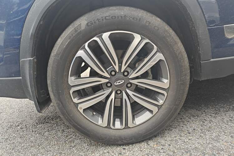 Used Chery Tiggo 8 2019 1.6 TGDI Automatic Elite Model Right Rear Wheel Hub