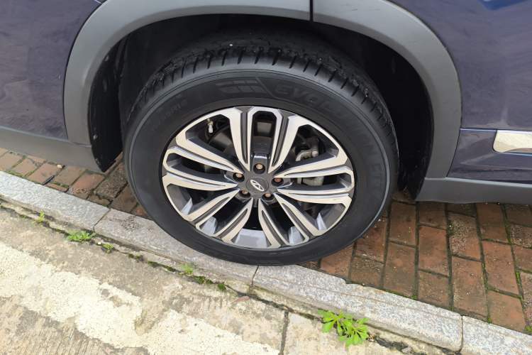 Used Chery Tiggo 8 2019 1.6 TGDI Automatic Elite Model Right Rear Wheel Hub