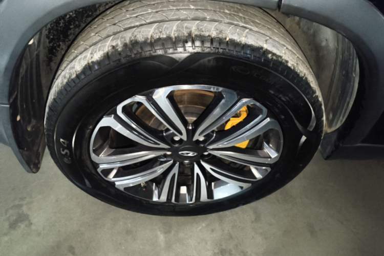 Used Chery Tiggo 8 2019 1.6 TGDI Automatic Fashion Edition Right Rear Wheel Hub