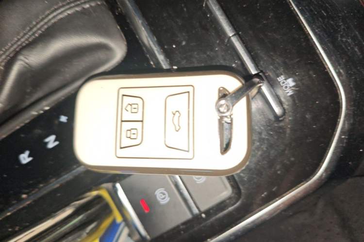 Used Chery Tiggo 8 2019 1.5 TCI Automatic Elite Model Vehicle Key