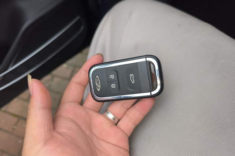 Used Chery Tiggo 8 2019 1.6 TGDI Automatic Elite Model Vehicle Key