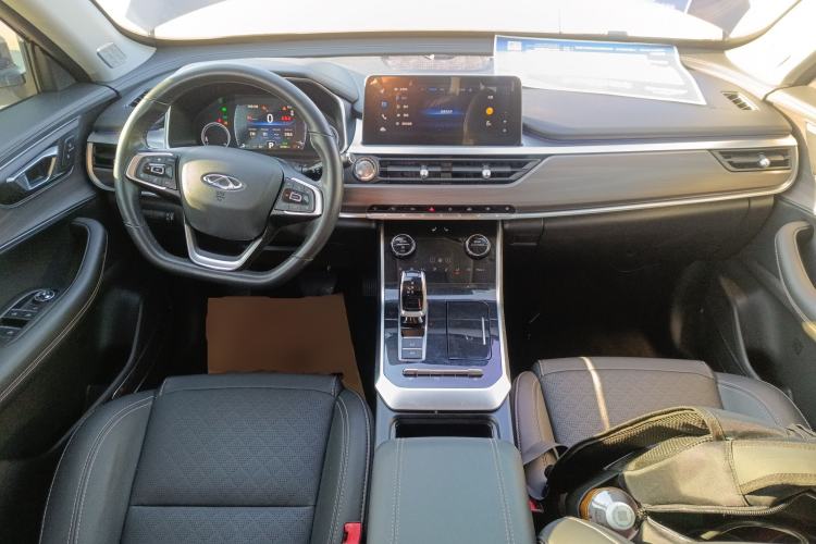 Used Chery Tiggo 8 2019 1.6 TGDI Automatic Luxury Model Center Console
