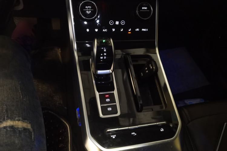 Used Chery Tiggo 8 2019 1.6 TGDI Automatic Luxury Model Gear Lever